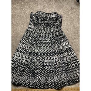 Strapless Black & Silver Geometric Patterned Dress Fit & Flare Style Size 6 Made